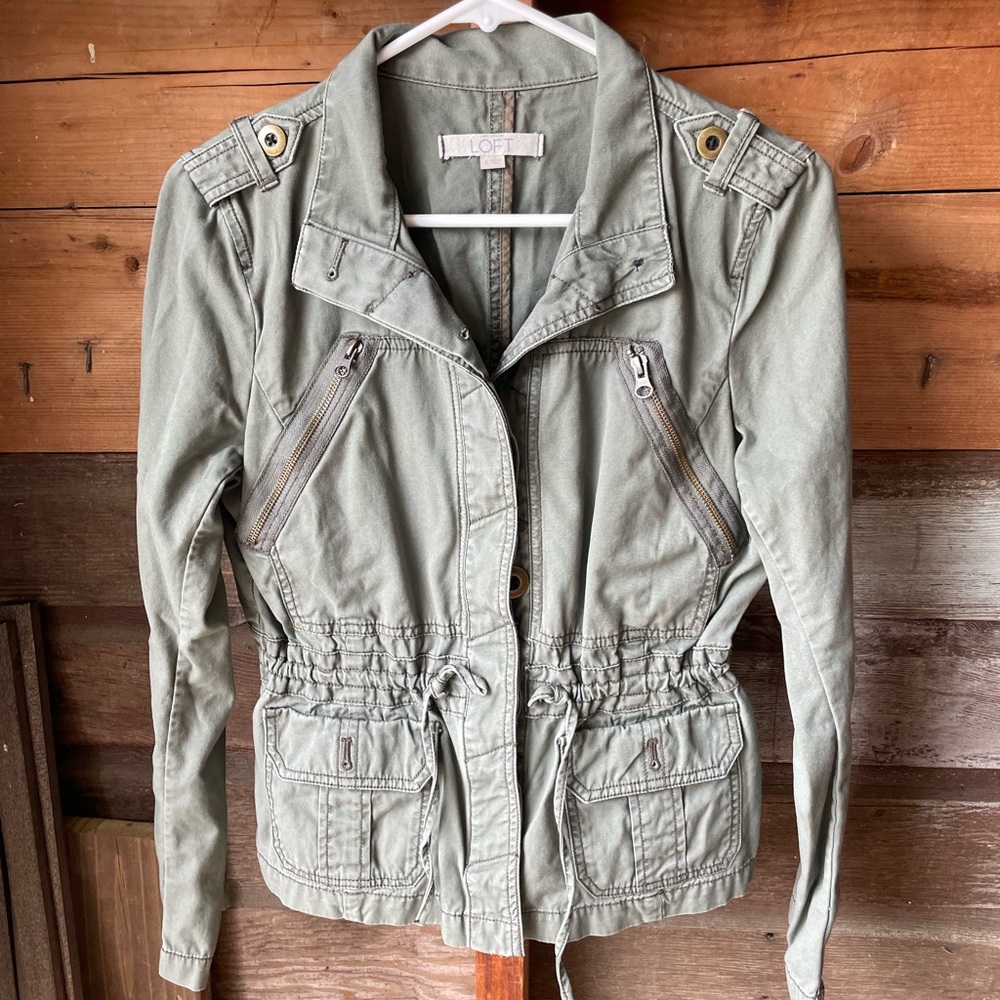 LOFT Green Utility Jacket with cinch Waist and Zipper Closure